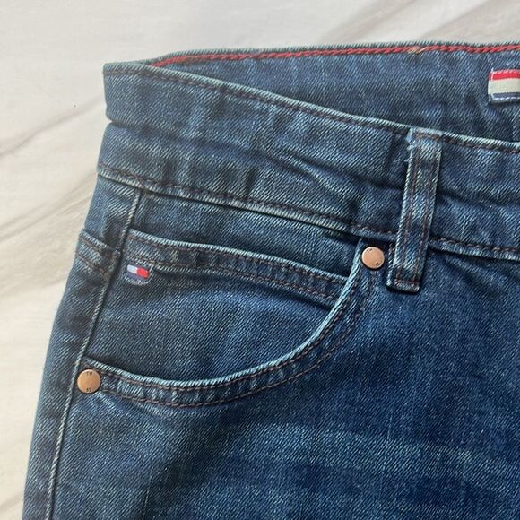 Tommy Hilfiger | Boys Revolution Slim Adjustable Waist Denim Jeans 14 - Picture 6 of 11